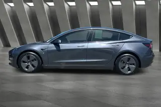 Tesla Model 3 2022 4dr Sedan
