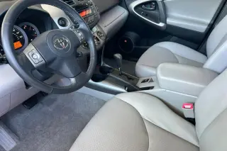 Toyota RAV4 2008 4x4 Limited 4dr SUV V6