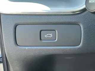 Volvo XC60 2024 AWD B5 Core Dark Theme 4dr SUV