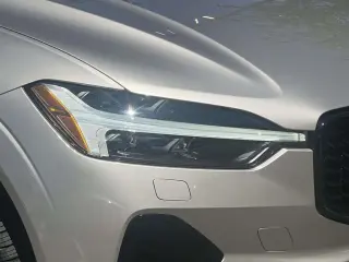 Volvo XC60 2024 AWD B5 Core Dark Theme 4dr SUV