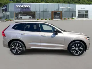 Volvo XC60 2024 AWD B5 Core Dark Theme 4dr SUV