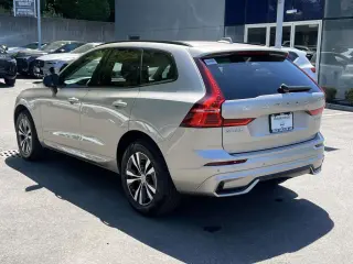 Volvo XC60 2024 AWD B5 Core Dark Theme 4dr SUV