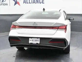 Hyundai ELANTRA 2026 SE 4dr Sedan