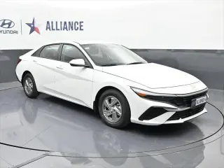 Hyundai ELANTRA 2026 SE 4dr Sedan