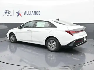 Hyundai ELANTRA 2026 SE 4dr Sedan