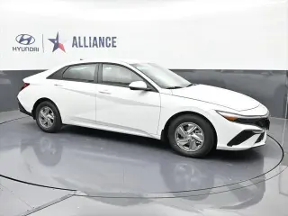 Hyundai ELANTRA 2026 SE 4dr Sedan