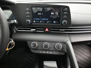 Hyundai ELANTRA 2026 SE 4dr Sedan