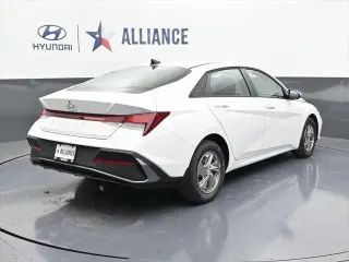 Hyundai ELANTRA 2026 SE 4dr Sedan