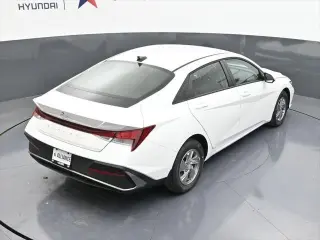 Hyundai ELANTRA 2026 SE 4dr Sedan