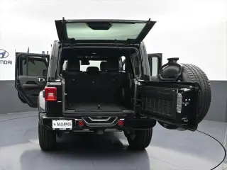 Jeep Wrangler Unlimited 2022 4x4 High Altitude 4dr SUV