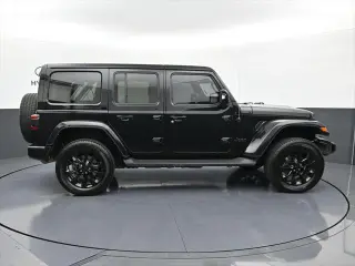 Jeep Wrangler Unlimited 2022 4x4 High Altitude 4dr SUV