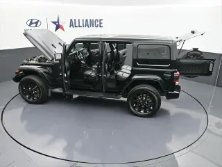 Jeep Wrangler Unlimited 2022 4x4 High Altitude 4dr SUV