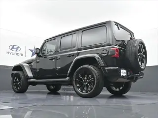 Jeep Wrangler Unlimited 2022 4x4 High Altitude 4dr SUV