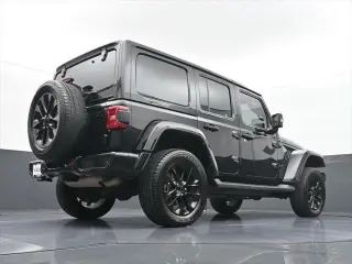 Jeep Wrangler Unlimited 2022 4x4 High Altitude 4dr SUV