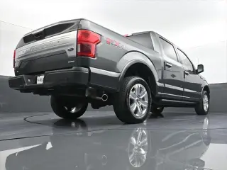 Ford F-150 2018 4x4 Platinum 4dr SuperCrew 5.5 ft. SB