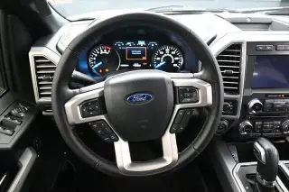 Ford F-150 2018 4x4 Platinum 4dr SuperCrew 5.5 ft. SB