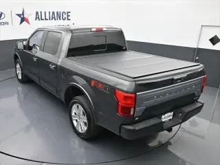 Ford F-150 2018 4x4 Platinum 4dr SuperCrew 5.5 ft. SB
