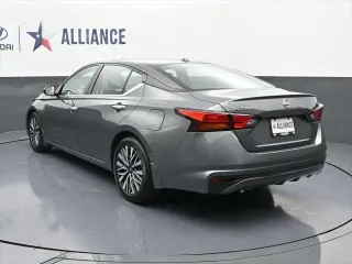 Nissan Altima 2024 2.5 SV 4dr Sedan