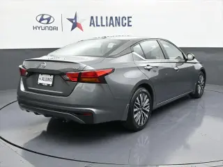 Nissan Altima 2024 2.5 SV 4dr Sedan
