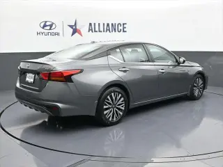 Nissan Altima 2024 2.5 SV 4dr Sedan