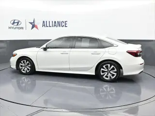 Honda Civic 2025 LX 4dr Sedan
