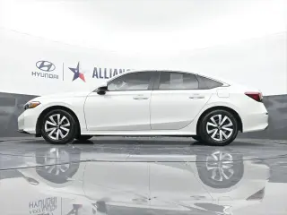 Honda Civic 2025 LX 4dr Sedan