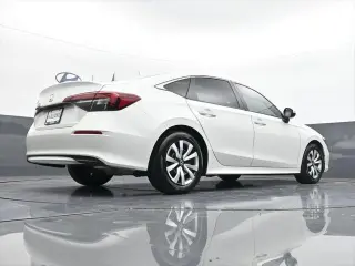 Honda Civic 2025 LX 4dr Sedan
