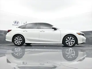 Honda Civic 2025 LX 4dr Sedan