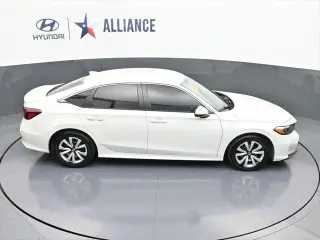 Honda Civic 2025 LX 4dr Sedan