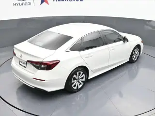 Honda Civic 2025 LX 4dr Sedan