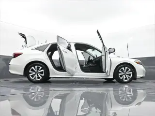 Honda Civic 2025 LX 4dr Sedan