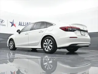Honda Civic 2025 LX 4dr Sedan