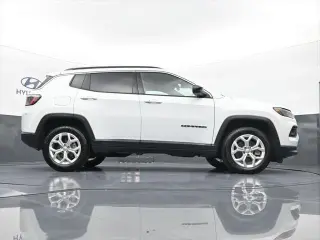 Jeep Compass 2024 4x4 Latitude 4dr SUV
