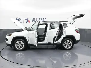 Jeep Compass 2024 4x4 Latitude 4dr SUV