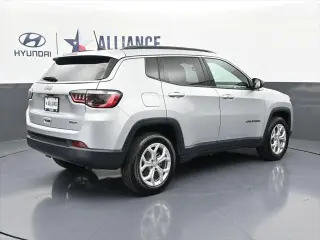 Jeep Compass 2024 4x4 Latitude 4dr SUV