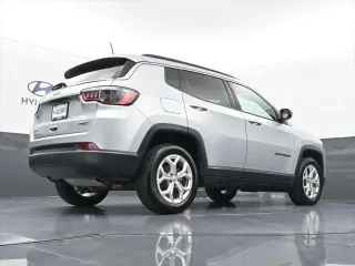 Jeep Compass 2024 4x4 Latitude 4dr SUV