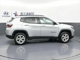 Jeep Compass 2024 4x4 Latitude 4dr SUV