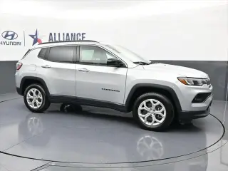 Jeep Compass 2024 4x4 Latitude 4dr SUV