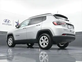 Jeep Compass 2024 4x4 Latitude 4dr SUV