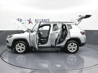 Jeep Compass 2024 4x4 Latitude 4dr SUV