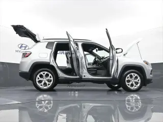 Jeep Compass 2024 4x4 Latitude 4dr SUV