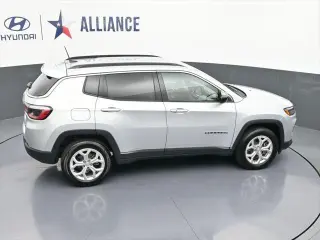 Jeep Compass 2024 4x4 Latitude 4dr SUV