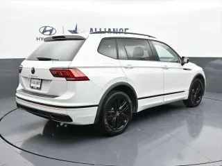 Volkswagen Tiguan 2022 SE R-Line Black 4dr SUV