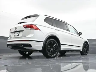 Volkswagen Tiguan 2022 SE R-Line Black 4dr SUV