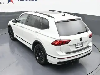 Volkswagen Tiguan 2022 SE R-Line Black 4dr SUV