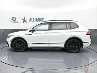 Volkswagen Tiguan 2022 SE R-Line Black 4dr SUV