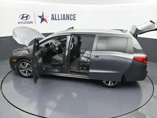Honda Odyssey 2021 Touring 4dr Mini-Van