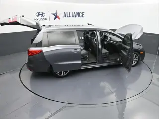 Honda Odyssey 2021 Touring 4dr Mini-Van