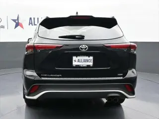 Toyota Highlander 2024 XSE 4dr SUV