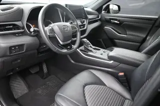 Toyota Highlander 2024 XSE 4dr SUV